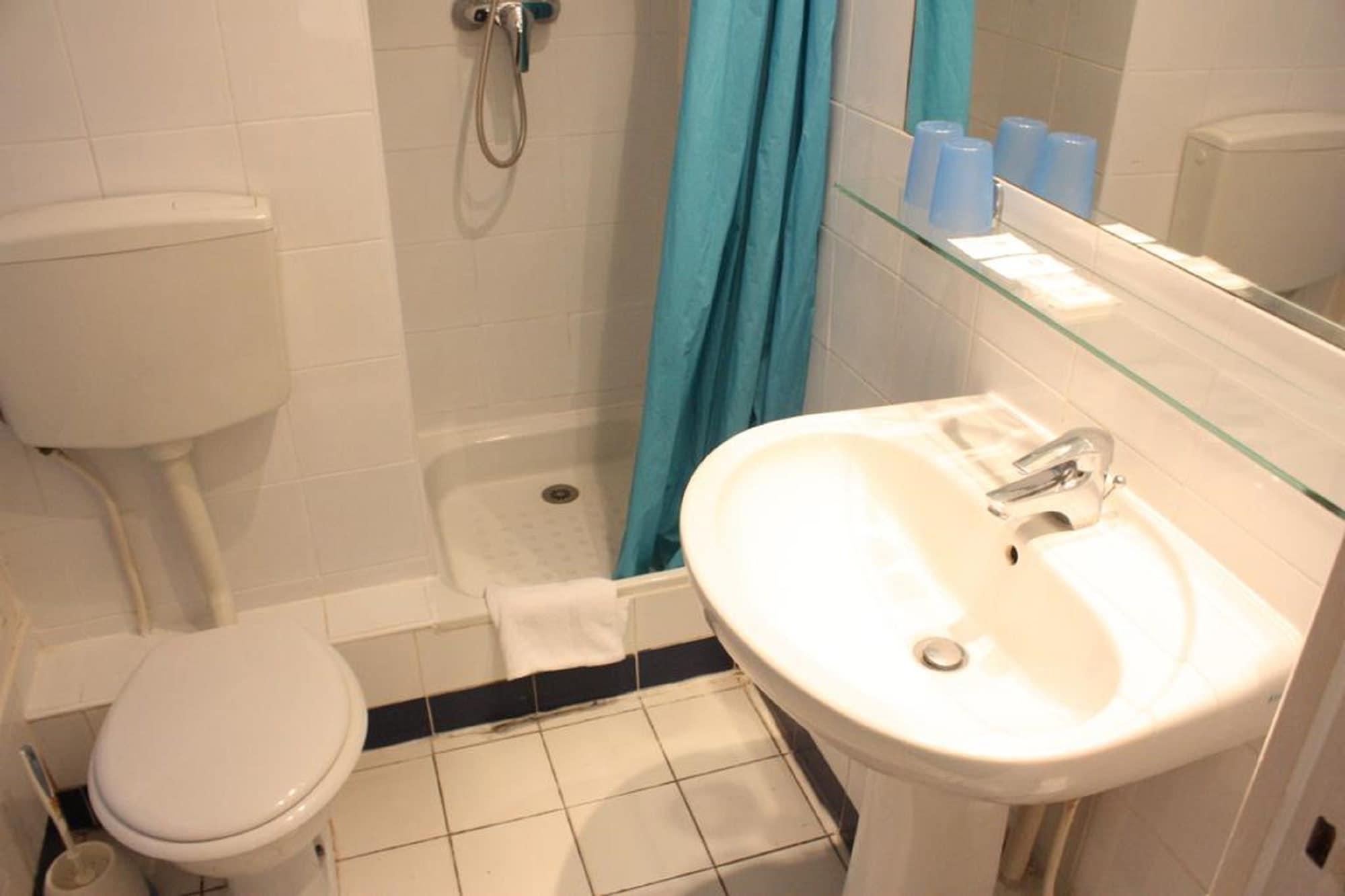 Hotel Excelsior Париж Екстериор снимка